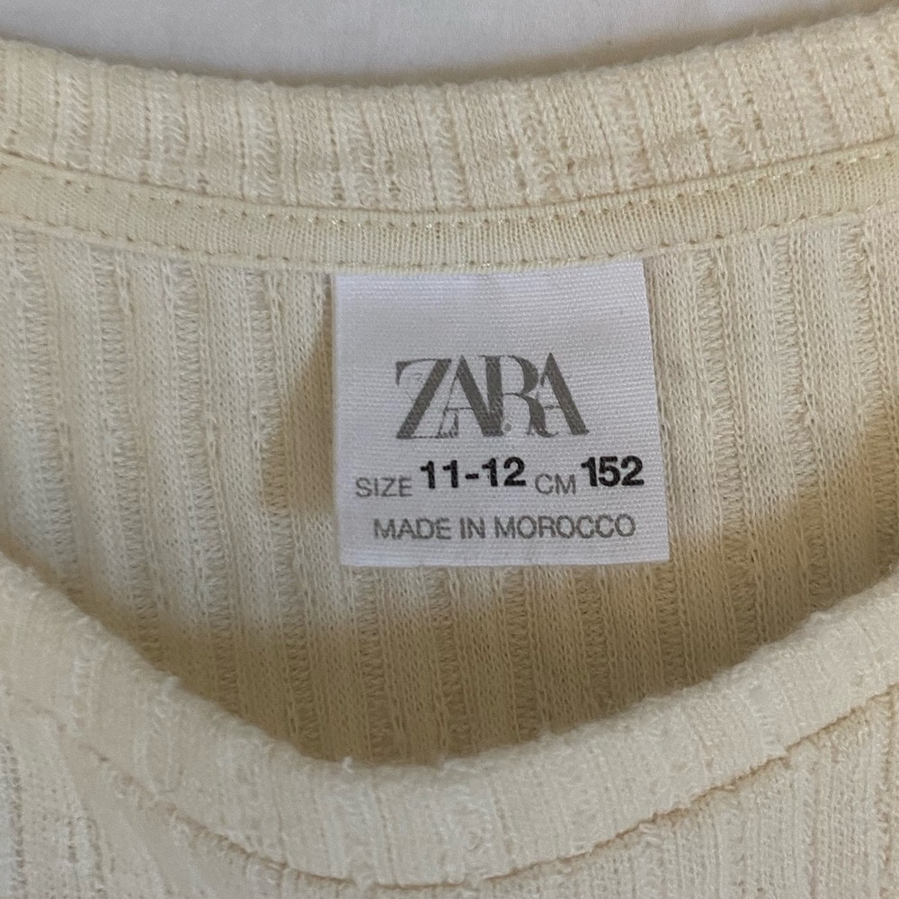 Adorable Zara Girls 11/12 White Ruffle Shoulder Mixed Material Bohemian Shirt - Picture 7 of 7